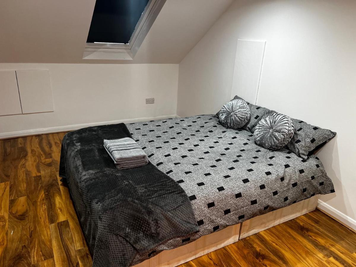 Good Priced Single Rooms In Hayes Northolt  Exteriör bild